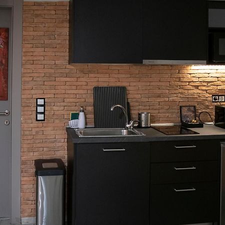 Rooster Suites เอเธนส์ ภายนอก รูปภาพ