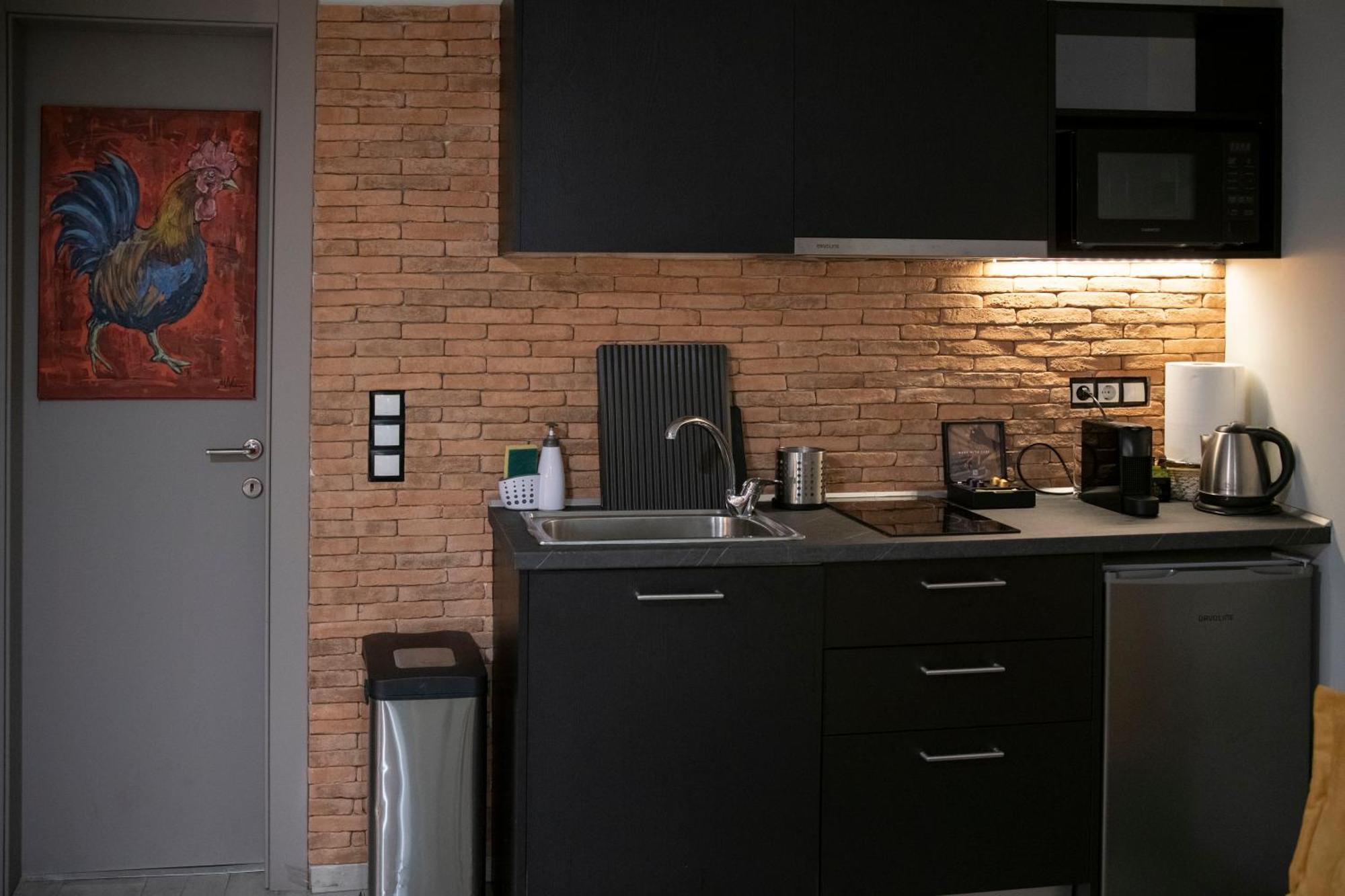 Rooster Suites เอเธนส์ ภายนอก รูปภาพ